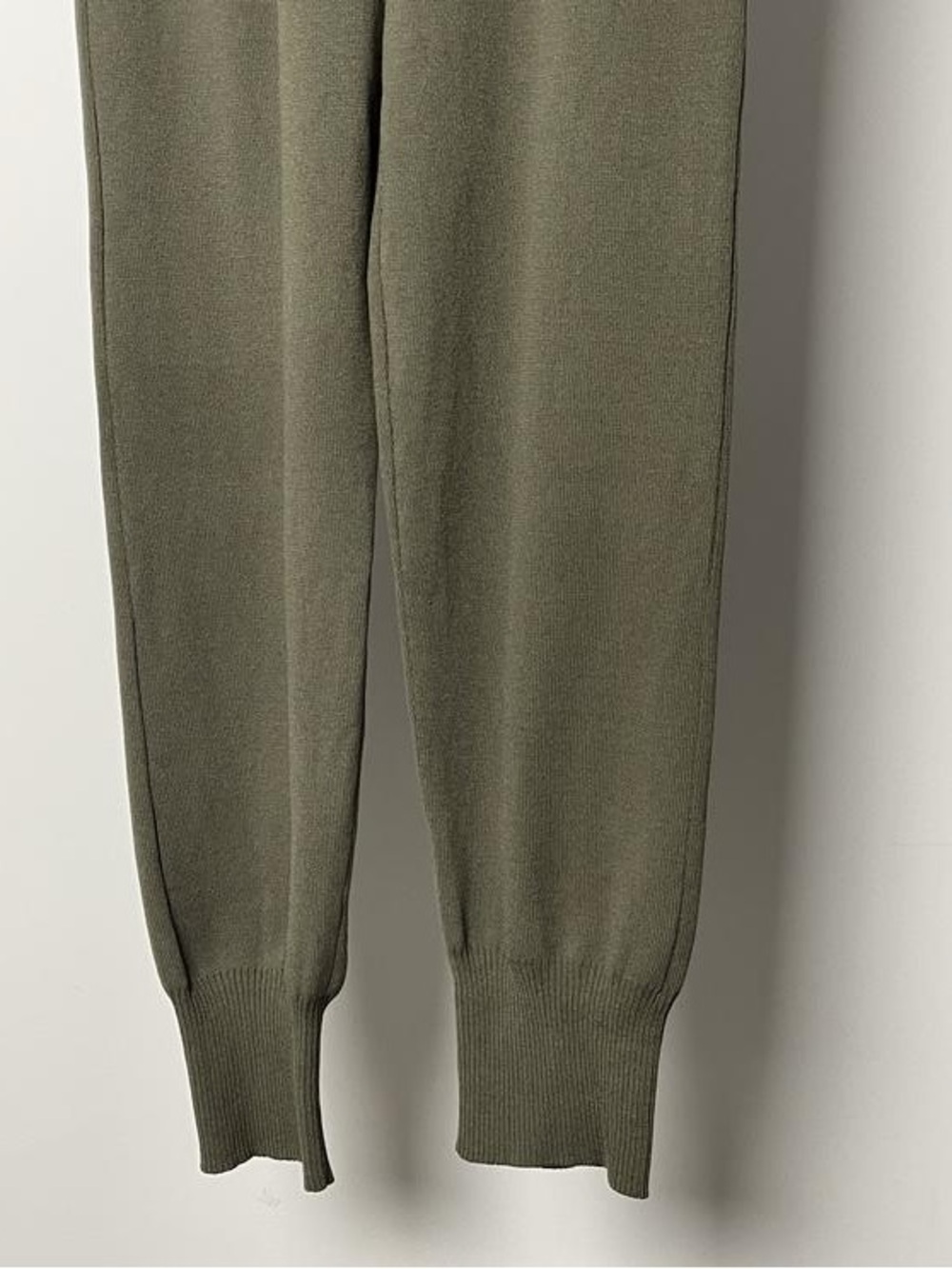 NWOT Zara High-Waisted Trousers with Belt. Size S. - Picture 2 of 9